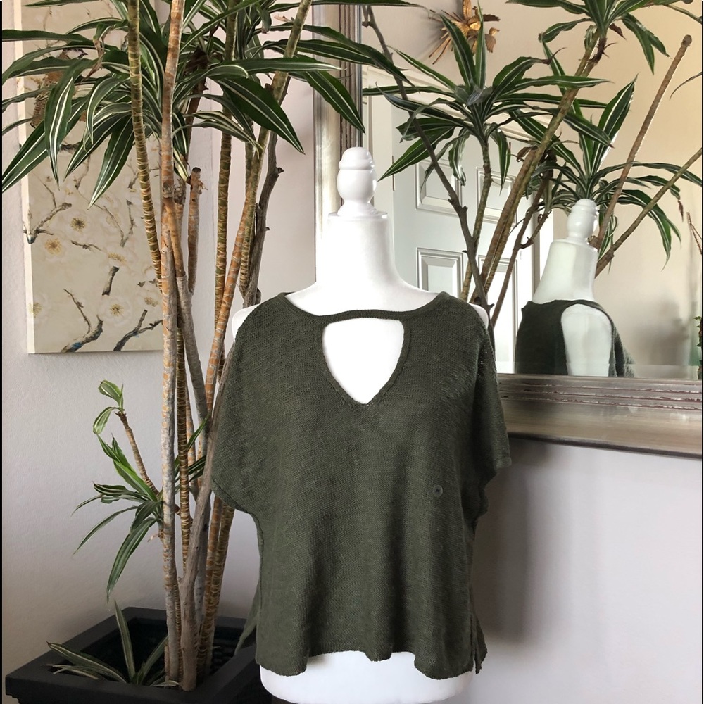 AMERICAN EAGLE Olive Green Cold Shoulder Sweater M